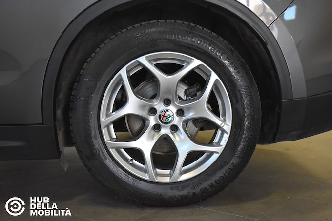 ALFA ROMEO Stelvio 2.2 Turbodiesel 190 CV AT8 Q4 Business